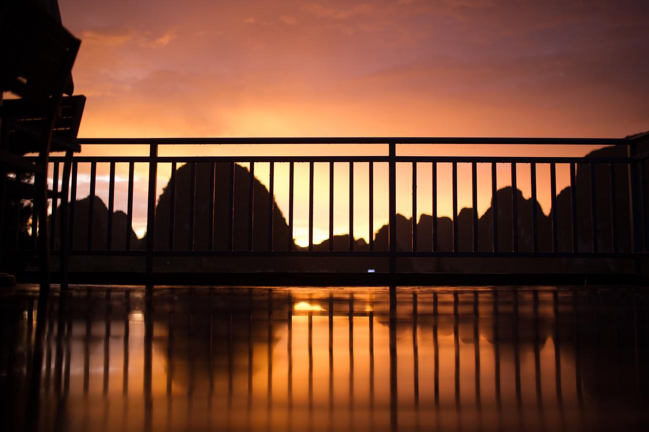 Yangshuo Spring Hill Hotel Exterior photo